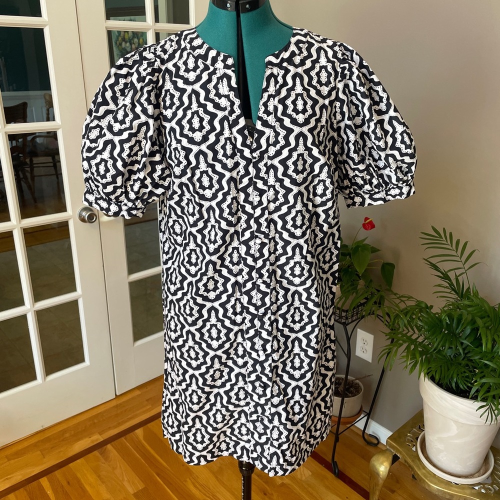 LOFT Stylish Black and White Geometric Dress size large